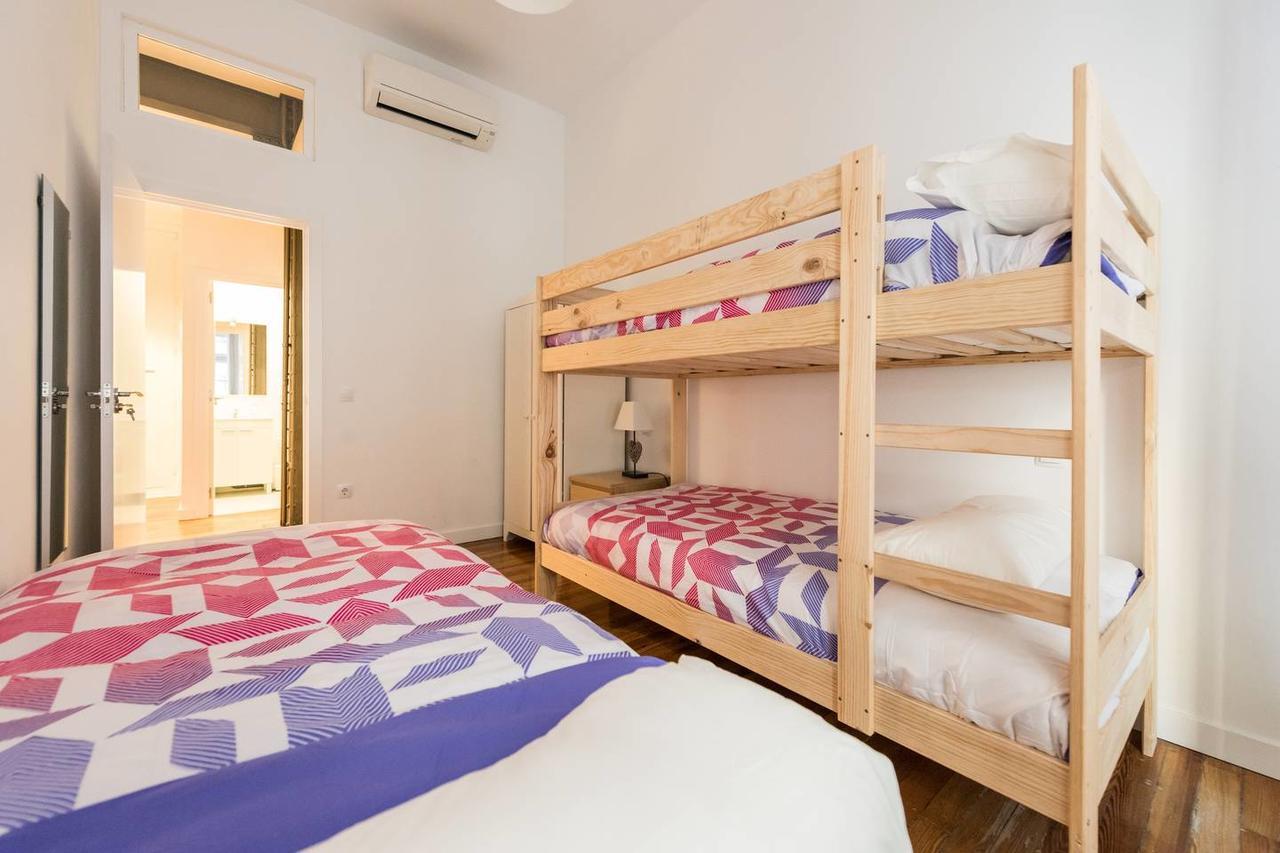 M&F Gran Via 3 Hab Apartment Madrid Bagian luar foto