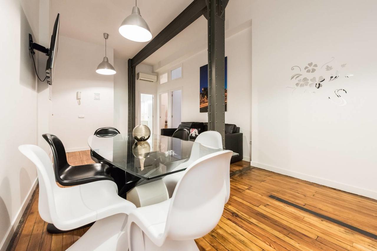 M&F Gran Via 3 Hab Apartment Madrid Bagian luar foto